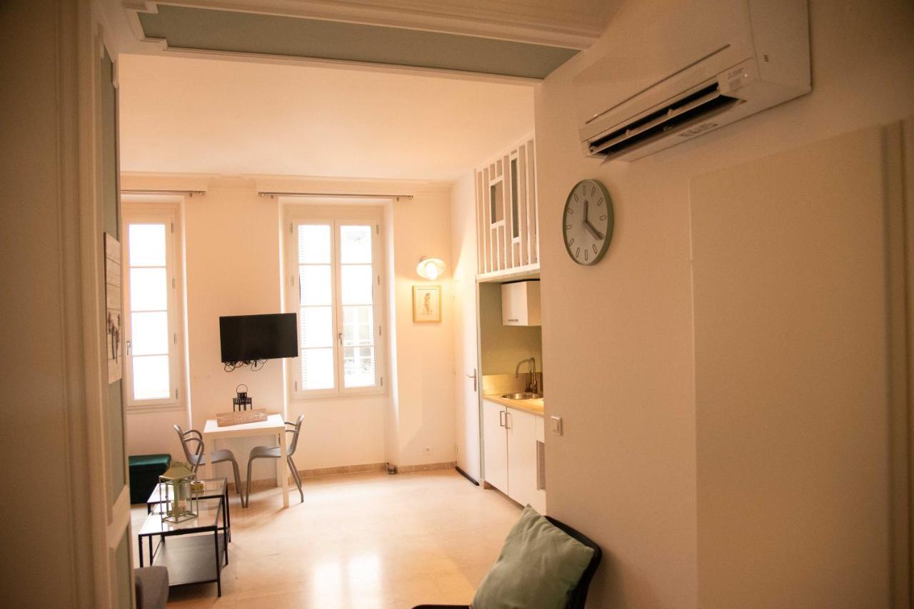 ★ Le Petit Avignonnais ★ Countryside ★ Intramuros ★ Center ★ Exteriör bild
